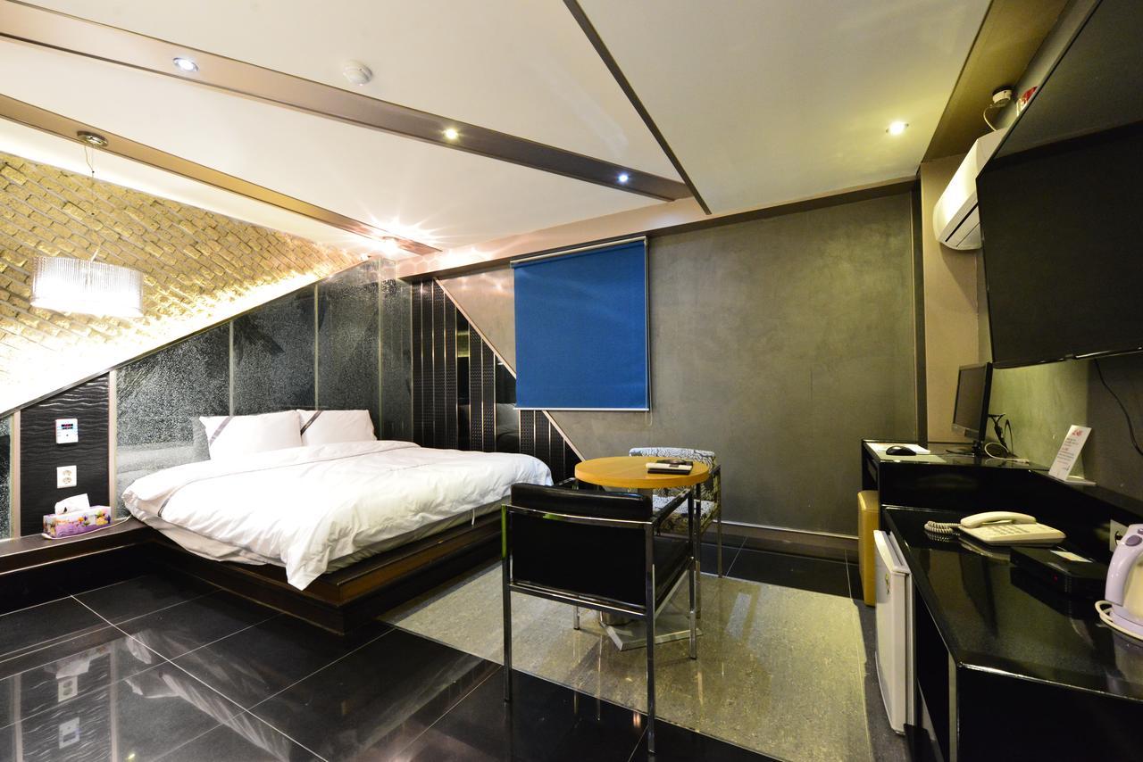 Daegu Piano Motel Luaran gambar